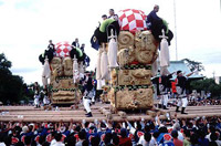 “男祭”の異名を持つ力強い「新居浜太鼓祭」