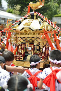 大阪が誇る「天神祭」