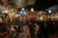 大國魂神社拝殿の西側にある大鷲神社